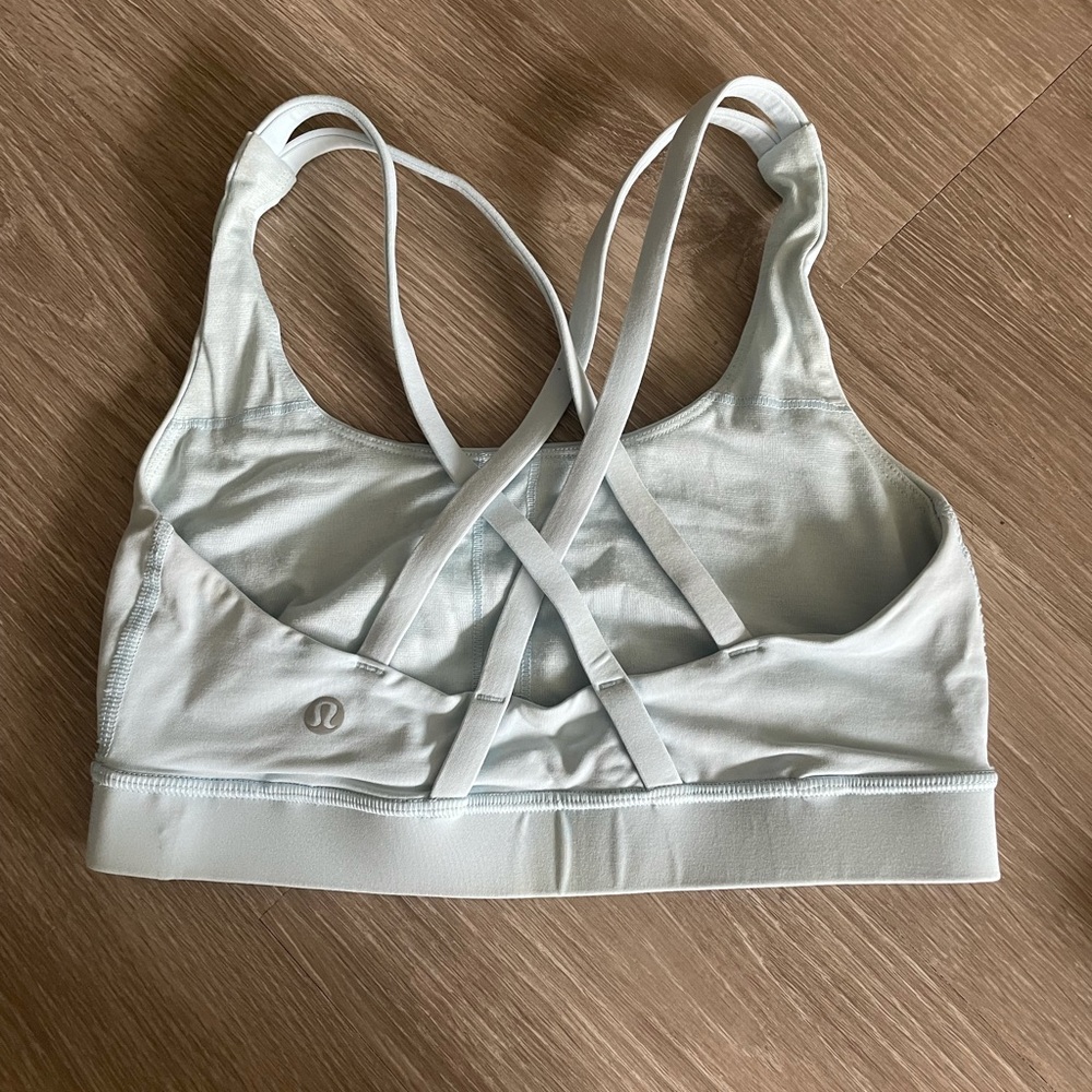 lululemon sports bra size 4!